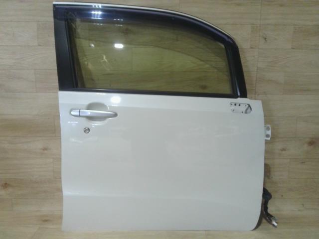 【中古】中古部品 ムーヴ LA150S 右ﾌﾛﾝﾄﾄﾞｱ 【3310390100-260110000413100】