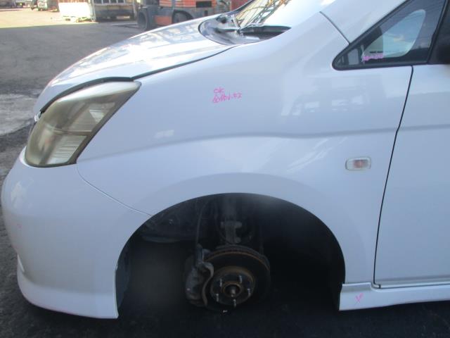 【中古】中古部品 アイシス ANM10W 左ﾌﾛﾝﾄﾌｪﾝﾀﾞｰ 【3500080000-260107000210700】