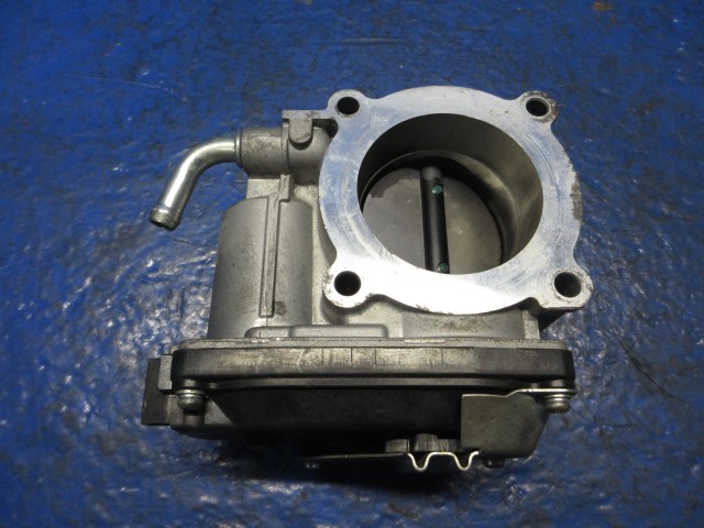 【中古】中古部品 アウトランダー GF7W ｽﾛｯﾄﾙﾎﾞﾃﾞｨ 【3310270100-000015171620300】