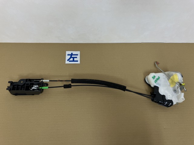 【中古】中古部品 ステラ LA160F 左ﾘｱﾄﾞｱﾛｯｸｿﾚﾉｲﾄﾞ 【3330460100-000001613664580】