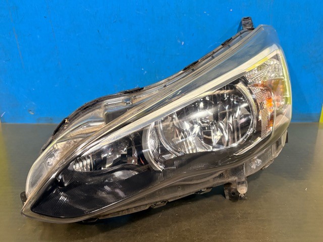 【中古】中古部品 インプレッサ GT6 左ﾍｯﾄﾞﾗﾝﾌﾟ 【3330530100-000005497210900】