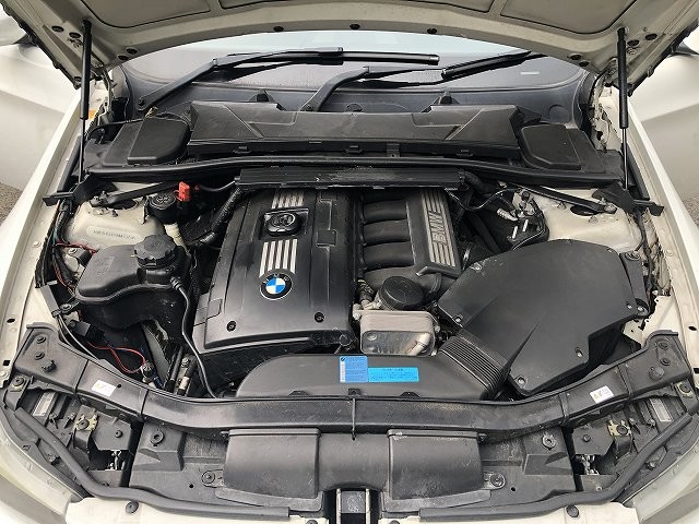 【中古】中古部品 BMW 3シリーズ PH25 ｺﾝﾃﾞﾝｻｰ 【3310070100-0000Y0774760600】