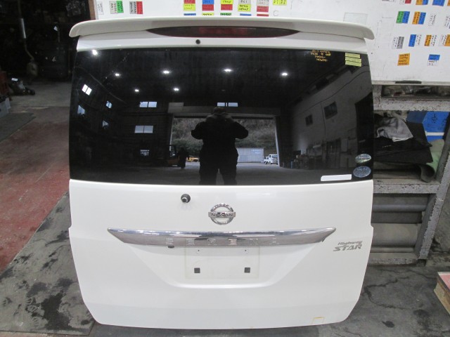 【中古】中古部品 セレナ FC26 ﾊﾞｯｸﾄﾞｱ 【3310160100-000004495415800】 31,103円