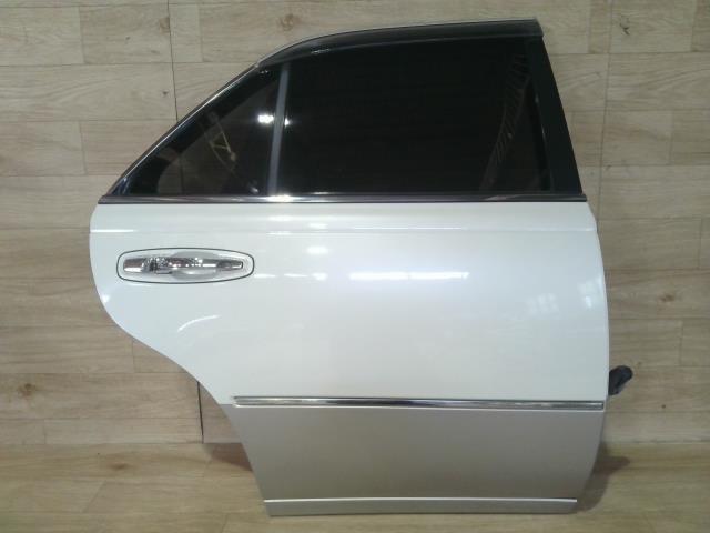 【中古】中古部品 シーマ FGY33 右リアドア 【3310390100-251225000113300】|e-cleマート