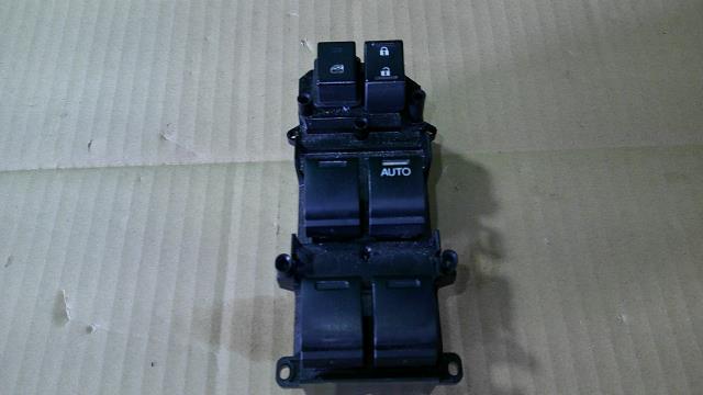 【中古】中古部品 グレイス GM4 ﾊﾟﾜｰｳｲﾝﾄﾞｳｽｲｯﾁ 【3500080000-251006001061900】 5,936円