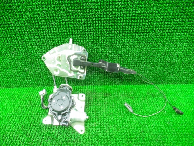 【中古】中古部品 タント L375S 左ﾊﾟﾜｰｽﾗｲﾄﾞﾄﾞｱﾓｰﾀｰ 【3330210100-000038012064660】