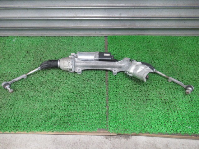 【中古】中古部品 BMW 3シリーズ 3B20 ｽﾃｱﾘﾝｸﾞｷﾞｱﾎﾞｯｸｽ 【3330540100-250930001043200】 28,386円