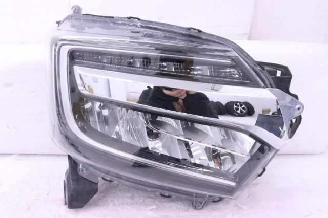 【中古】中古部品 Ｎ－ＢＯＸ JF3 右ﾍｯﾄﾞﾗﾝﾌﾟ 【3260520000-260120500410800】