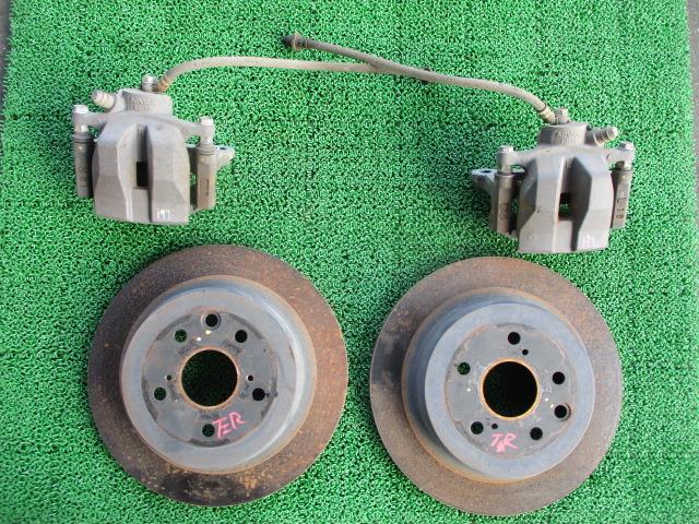 【中古】中古部品 レクサス GS AWL10 左ﾘｱｷｬﾘﾊﾟｰ 【3310190100-000255012044460】