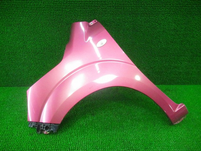 【中古】中古部品 ＭＲワゴン MF33S 左ﾌﾛﾝﾄﾌｪﾝﾀﾞｰ 【3330210100-000038013710700】
