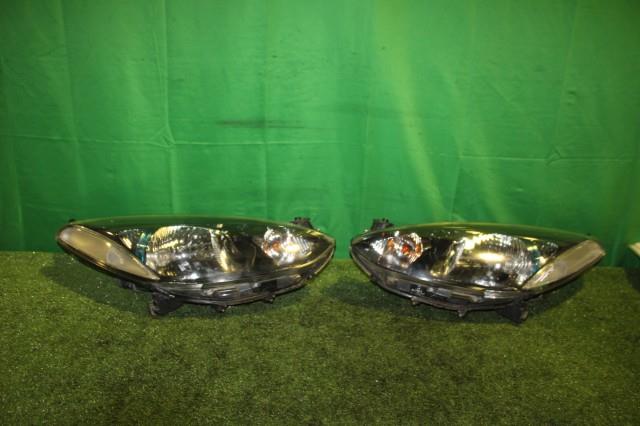 【中古】中古部品 デミオ DEJFS 左ﾍｯﾄﾞﾗﾝﾌﾟ 【3330950100-000056251010900】