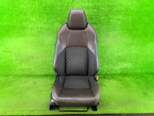 【中古】中古部品 Ｃ－ＨＲ ZYX10 ﾄﾞﾗｲﾊﾞｰｼｰﾄ 【3330990100-260106000170500】
