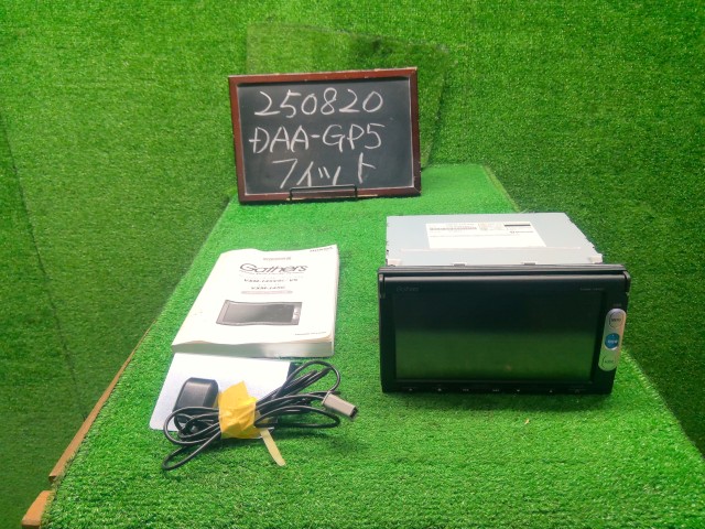 【中古】中古部品 フィット GP5 ｶｰﾅﾋﾞｹﾞｰｼｮﾝ 【3330990200-000025082061310】 12,953円