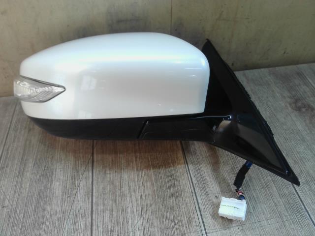 【中古】中古部品 ティアナ L33 右ｻｲﾄﾞﾐﾗｰ 【3310390100-260115000513500】