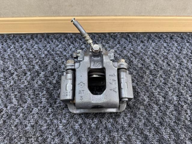 【中古】中古部品 キャンター FG50EB 左ﾌﾛﾝﾄｷｬﾘﾊﾟｰ 【3330440100-260121000244361】｜e-cleマート