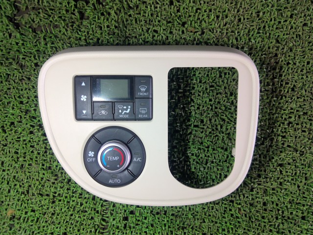 【中古】中古部品 ミラココア L675S A/Cｽｲｯﾁﾊﾟﾈﾙ 【3330540100-251128000460900】