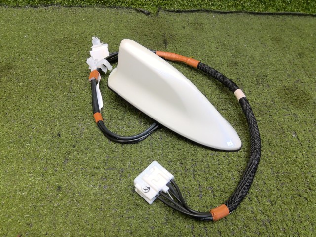 【中古】中古部品 ハリアー MXUA80 ｱﾝﾃﾅ 【3330200100-252158000061000】
