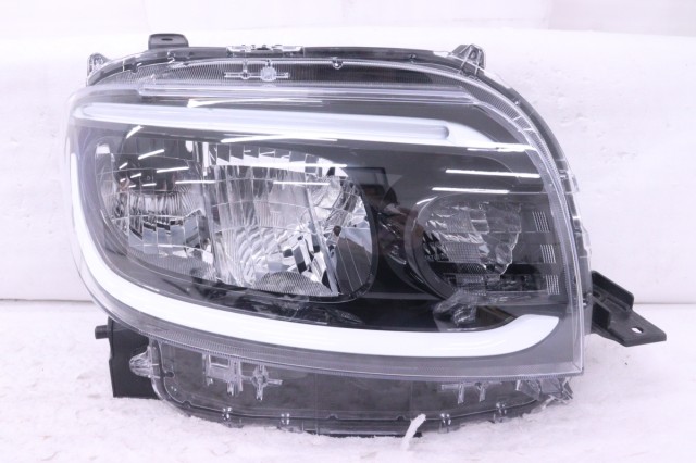【中古】中古部品 タント LA650S 右ﾍｯﾄﾞﾗﾝﾌﾟ 【3260520000-260123500110800】