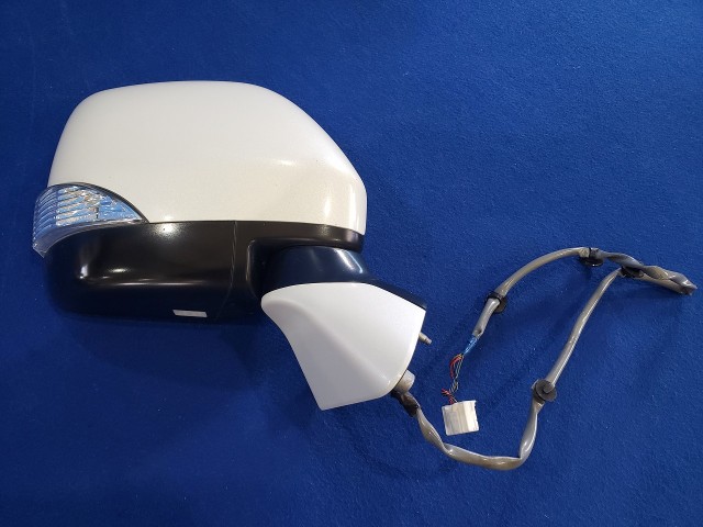 【中古】中古部品 エルグランド TE52 右サイドミラー 【3310590000-202601045713500】