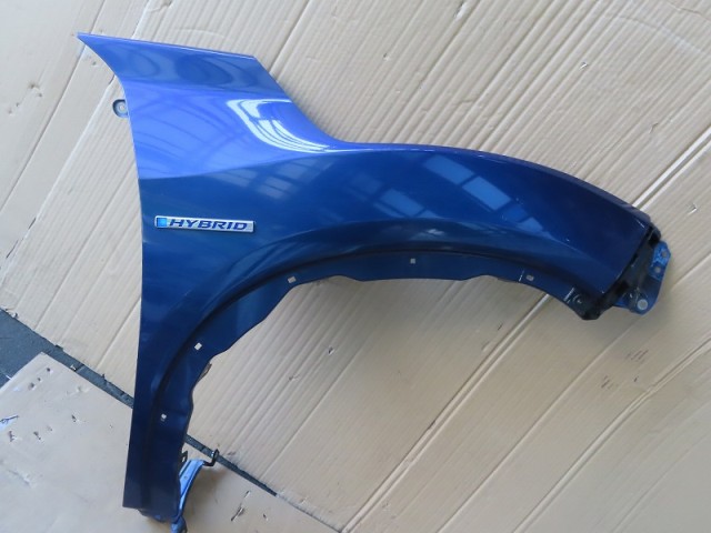 【中古】中古部品 ヴェゼル RU3 右ﾌﾛﾝﾄﾌｪﾝﾀﾞｰ 【3380050000-000037950510600】