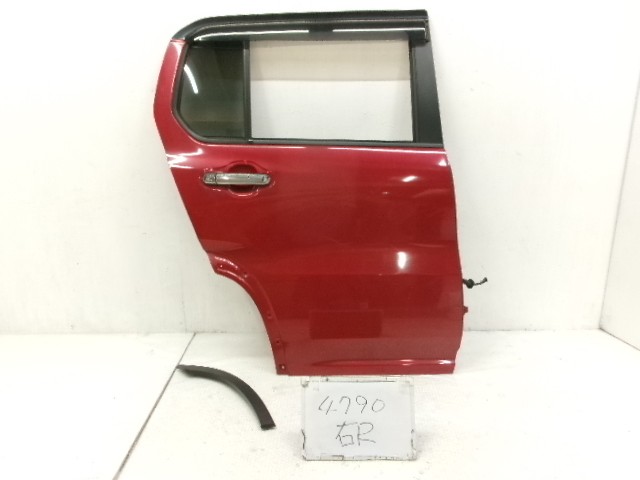 【中古】中古部品 ハスラー MR31S 右ﾘｱﾄﾞｱ 【3500170000-260123505713300】