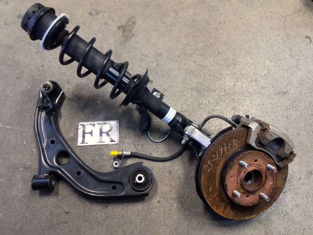 【中古】中古部品 Ｎ－ＷＧＮ JH3 右ﾌﾛﾝﾄｽﾄﾗｯﾄ 【3330200100-252196000050100】