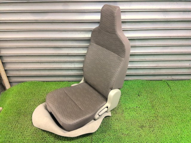 【中古】中古部品 エブリィ DA17V ｱｼｽﾀﾝﾄｼｰﾄ 【3330540100-250924000670600】