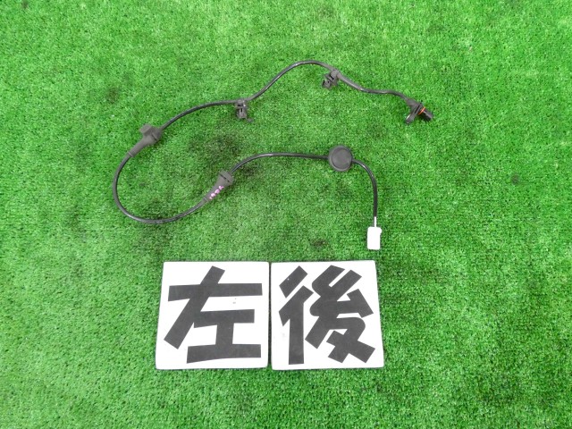 【中古】中古部品 スイフト ZC83S ABSセンサー 【3260250000-000025198663453】