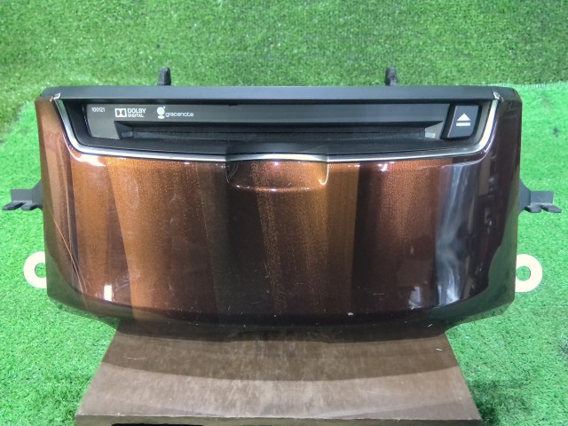 【中古】中古部品 クラウン AWS210 ｵｰﾃﾞｨｵ 【3260070000-260121000161050】｜e-cleマート