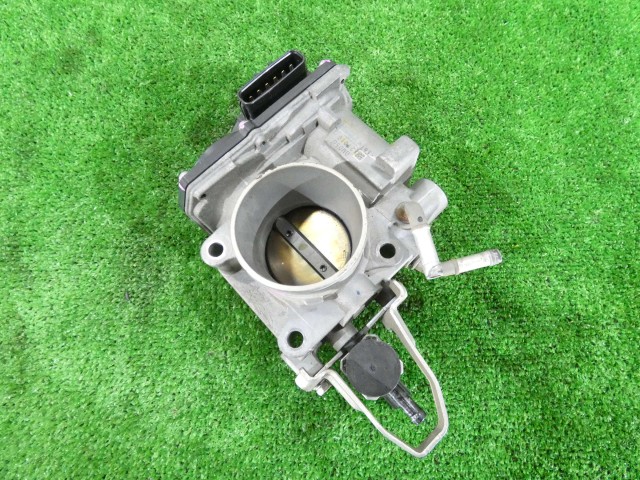 【中古】中古部品 ＣＲ－Ｚ ZF2 ｽﾛｯﾄﾙﾎﾞﾃﾞｨ 【3260250000-000025195420300】