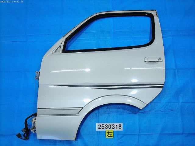 【中古】中古部品 ハイエース RZH101G 左ﾌﾛﾝﾄﾄﾞｱ 【3310040100-000253031813200】 37,538円