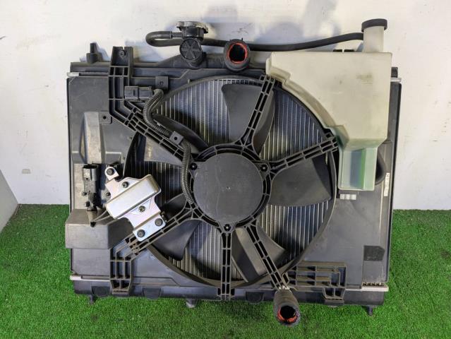 【中古】中古部品 ブルーバードシルフィ KG11 ﾗｼﾞｴｰﾀ 【3310080100-251115000120400】