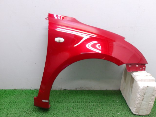 【中古】中古部品 スイフト ZC11S 右ﾌﾛﾝﾄﾌｪﾝﾀﾞｰ 【3310250100-000263000610600】