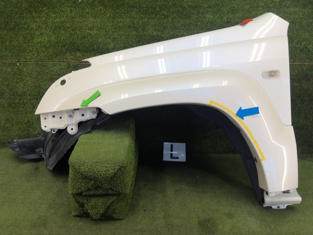 【中古】中古部品 ランドクルーザープラド TRJ120W 左ﾌﾛﾝﾄﾌｪﾝﾀﾞｰ 【3330200100-252187000010700】