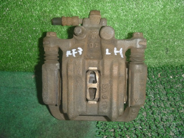 【中古】中古部品 ステップワゴン RF3 左ﾘｱｷｬﾘﾊﾟｰ 【3330370100-000263001944460】