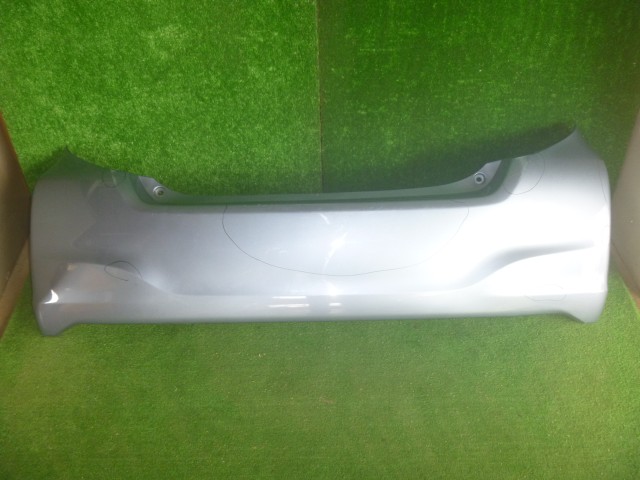 【中古】中古部品 ヴィッツ KSP130 ﾘｱﾊﾞﾝﾊﾟｰ 【3330370100-000263002015100】