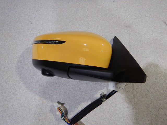 【中古】中古部品 キックス P15 右ｻｲﾄﾞﾐﾗｰ 【3330810100-260126000313500】｜e-cleマート