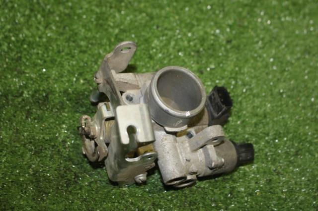 【中古】中古部品 サンバー TT2 スロットルボディ 【3330950100-000057090920300】|e-cleマート