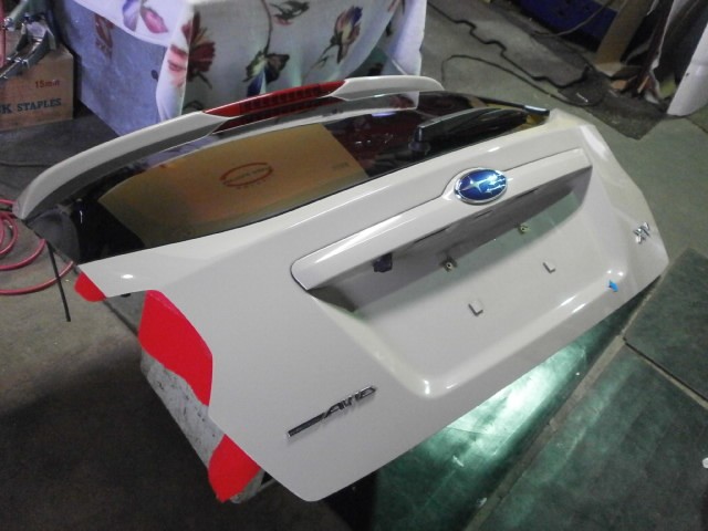 【中古】中古部品 ＸＶ GP7 ﾊﾞｯｸﾄﾞｱ 【3340200100-908500000015800】