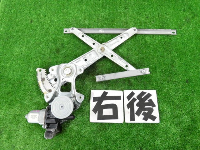 【中古】中古部品 エルグランド TE52 右ﾘｱﾄﾞｱﾚｷﾞｭﾚｰﾀ･ﾓｰﾀｰ 【3260250000-000025196613320】