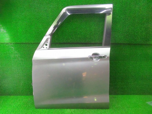 【中古】中古部品 eKスペース B11A 左フロントドア 【3330210100-000038020113200】