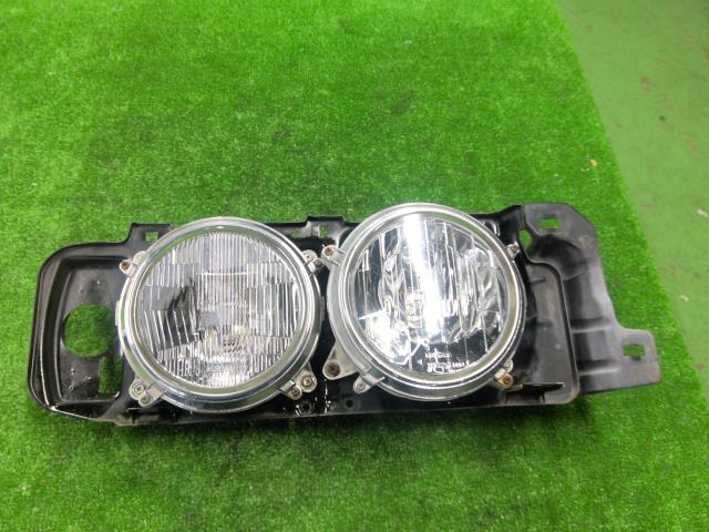 【中古】中古部品 セドリック PY32 右ﾍｯﾄﾞﾗﾝﾌﾟ 【3310200100-000022564510800】