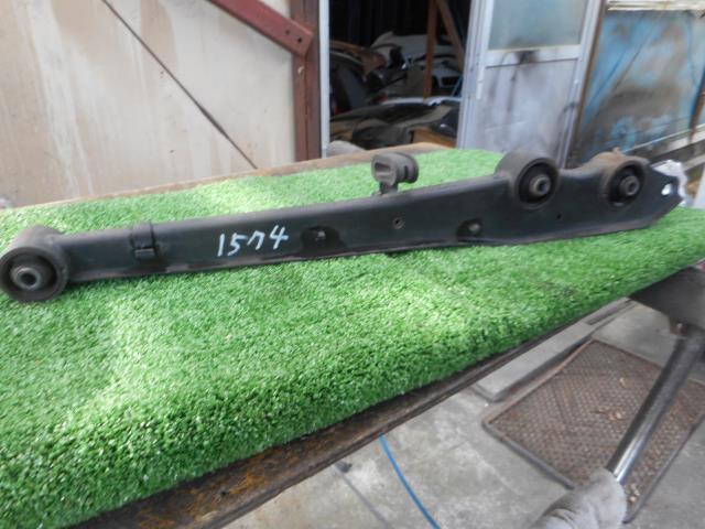 【中古】中古部品 ラパン HE21S 右ﾘｱﾛｱｱｰﾑ 【3330190100-000002157451820】