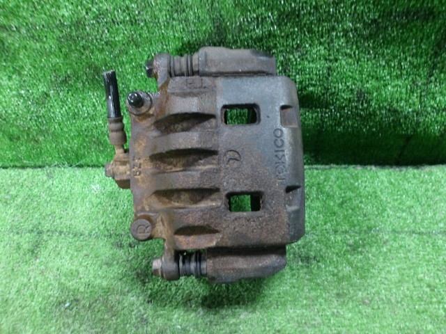 【中古】中古部品 インプレッサ GG3 右ﾌﾛﾝﾄｷｬﾘﾊﾟｰ 【3330420100-260122000244330】