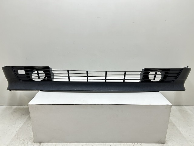 【中古】中古部品 ジャガー ソブリン JLH フロントリップスポイラー 【3310070100-000090775110130】