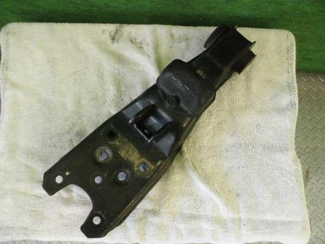 【中古】中古部品 ボンゴ SKP2V 左ﾌﾛﾝﾄﾛｱｱｰﾑ 【3310420000-001435991751740】