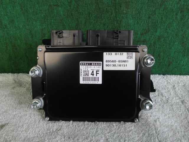 【中古】中古部品 ハイゼット S321V ｴﾝｼﾞﾝｺﾝﾋﾟｭｰﾀｰ 【3310420000-001572694963100】