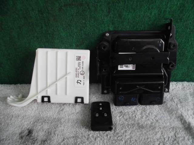 【中古】中古部品 タント LA600S ｴﾝｼﾞﾝｺﾝﾋﾟｭｰﾀｰ 【3310420000-001557182063100】