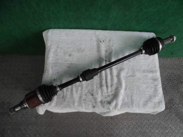 【中古】中古部品 ｅＫワゴン B11W 右ﾌﾛﾝﾄﾄﾞﾗｲﾌﾞｼｬﾌﾄ 【3310420000-001582684742100】