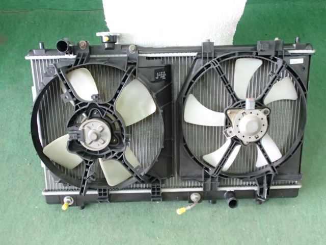 【中古】中古部品 プレマシー CP8W ﾗｼﾞｴｰﾀ 【3310420000-001142917220400】